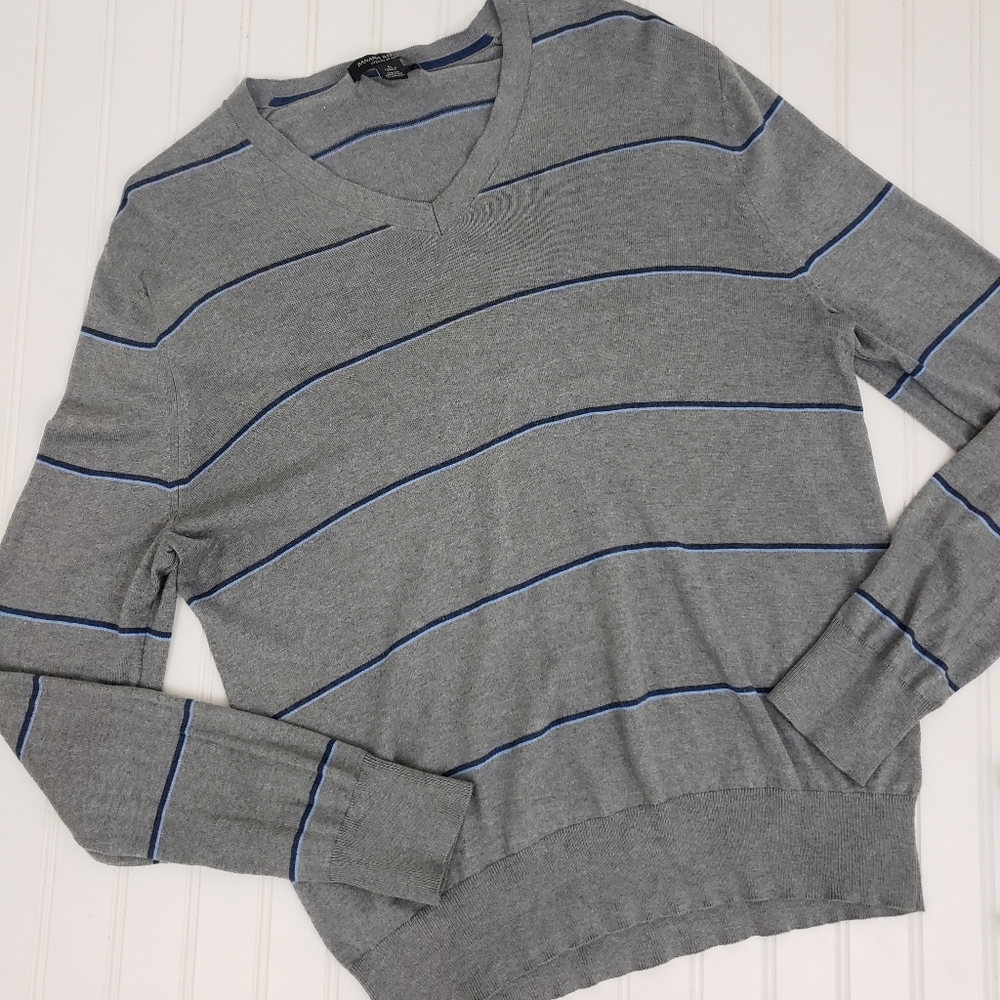 Banana Republic Sweater V Neck Silk Cashmere Gray Blue Stripes size Large Office